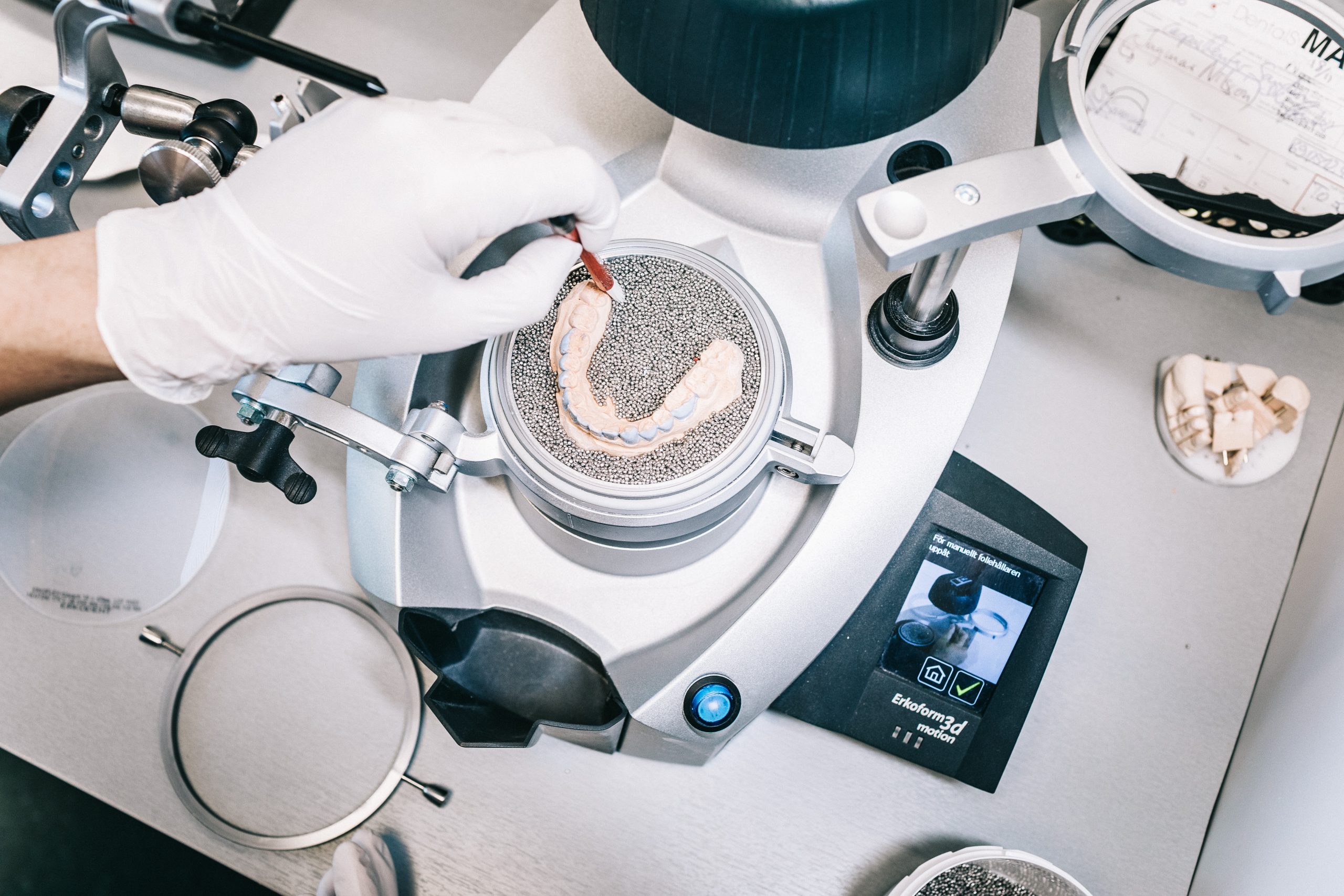 individuellt anpassade skenor för tandblekning