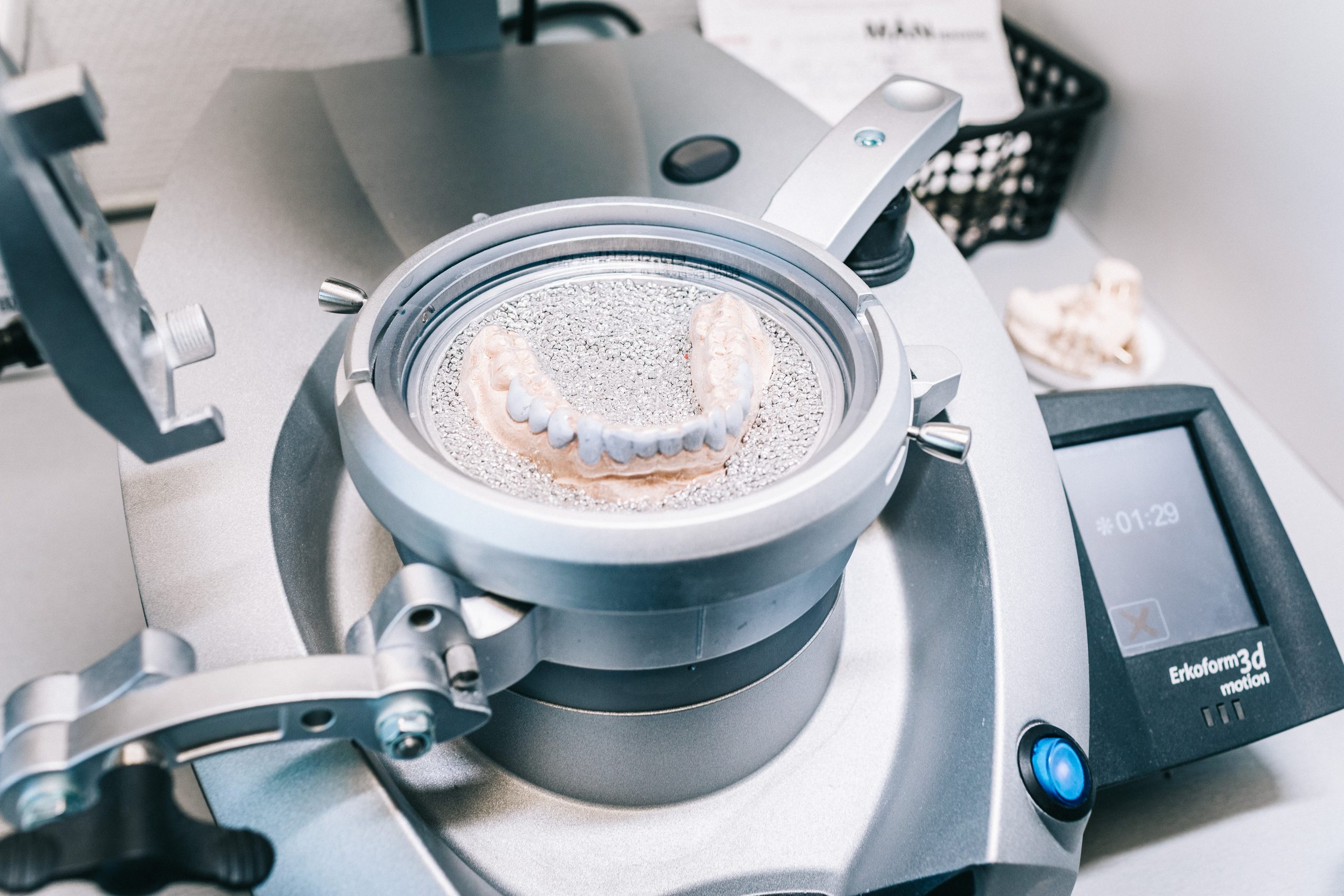 individuellt anpassade skenor för tandblekning